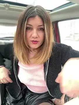 Snapshot of DaisyVibesss chatting on 02/08/25, 10:50 DaisyVibesss online show from 02/08/25, 10:50