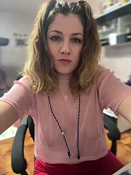 Snapshot of DaisyVibesss chatting on 01/16/25, 08:54 DaisyVibesss online show from 01/16/25, 08:54