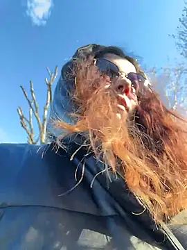 DaisyVibesss online show from 02/20/26, 10:06