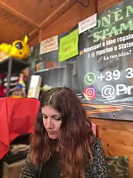 DaisyVibesss online show from 12/19/25, 12:51