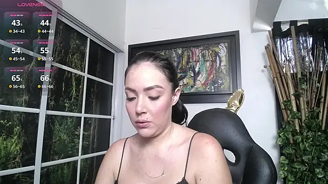 brianna 196 online show from 05/11/26, 07:55
