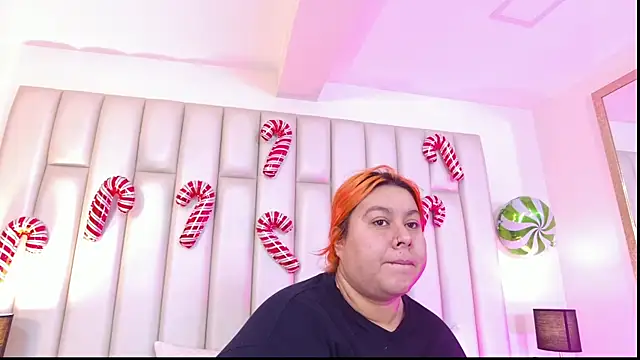 aandreaperez online show from 12/18/25, 11:36