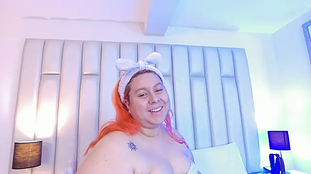 aandreaperez online show from 11/24/25, 11:54