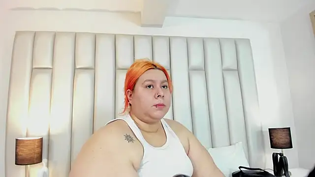 aandreaperez online show from 11/17/25, 11:36