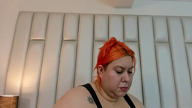 aandreaperez online show from 11/14/25, 11:25