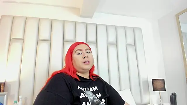 aandreaperez online show from 10/30/25, 11:41