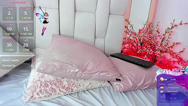 kylie sexy2000 online show from 02/07/25, 07:17