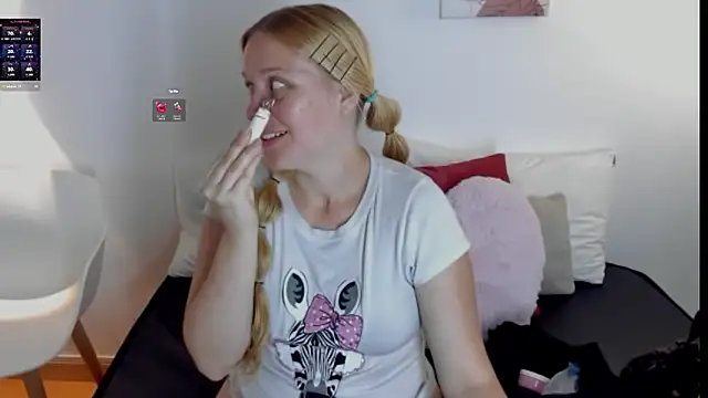 EmilySumer online show from 04/16/26, 02:34