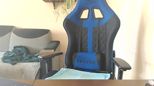 Snapshot of Diablica41 chatting on 09/25/25, 09:04 Diablica41 online show from 09/25/25, 09:04