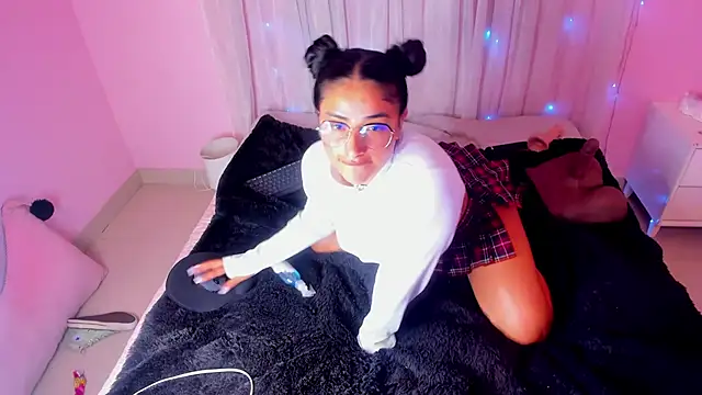 Kirara 22 online show from 02/28/25, 10:41