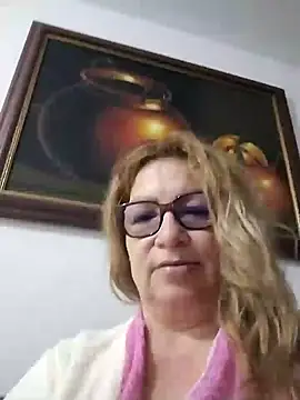 Snapshot of gisela27 chatting on 02/24/25, 03:23 gisela27 online show from 02/24/25, 03:23