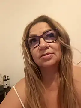 gisela27 online show from 03/12/26, 03:23