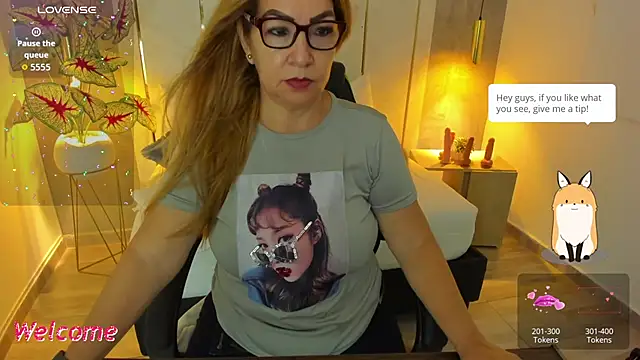 Snapshot of gisela27 chatting on 06/18/26, 12:21 gisela27 online show from 06/18/26, 12:21