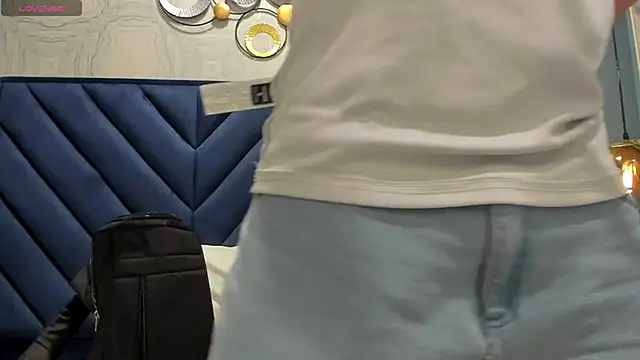 SebastianMaximoff online show from 10/29/25, 08:08