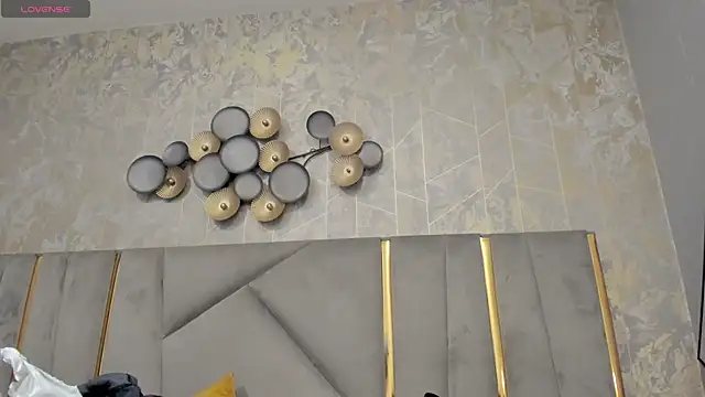 SebastianMaximoff online show from 12/04/25, 07:46