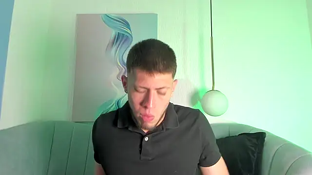 SebastianMaximoff online show from 09/30/25, 08:04