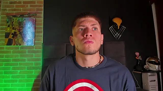 SebastianMaximoff online show from 02/01/25, 02:13
