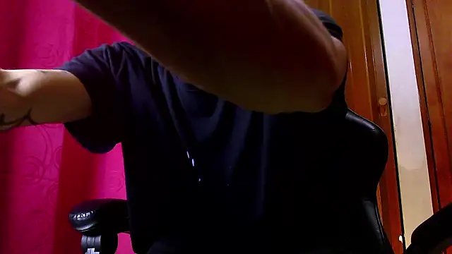 Snapshot of Allan_Keller chatting on 10/29/25, 06:34 Allan Keller online show from 10/29/25, 06:34