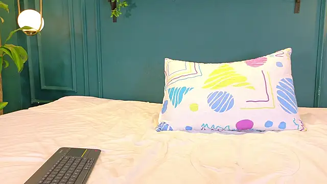 ale cam online show from 07/28/26, 03:21