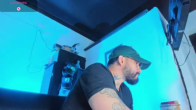 CamiloGray  online show from 10/09/25, 01:44