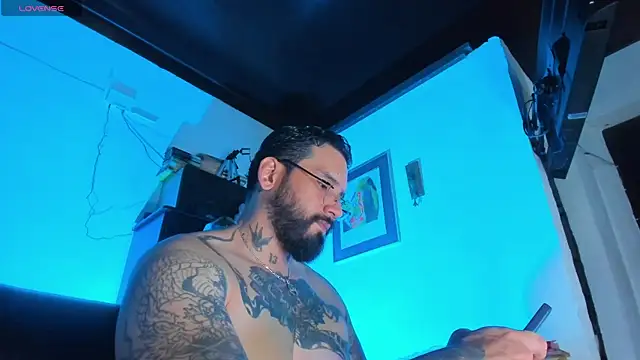 CamiloGray  online show from 10/24/25, 02:27