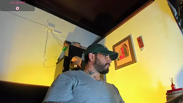 CamiloGray  online show from 11/23/25, 01:10