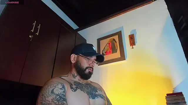CamiloGray  online show from 05/09/26, 01:36