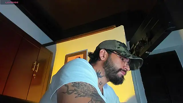 CamiloGray  online show from 02/21/26, 02:08