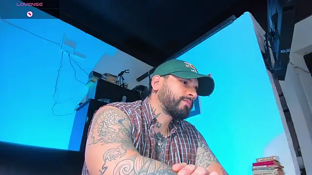 CamiloGray  online show from 09/18/25, 03:15
