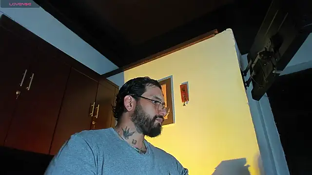 CamiloGray  online show from 02/27/26, 02:39