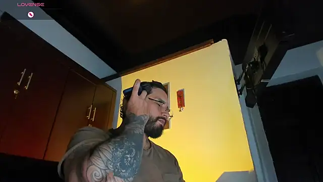 CamiloGray  online show from 01/12/26, 02:46