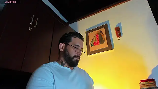 CamiloGray  online show from 03/26/26, 02:15