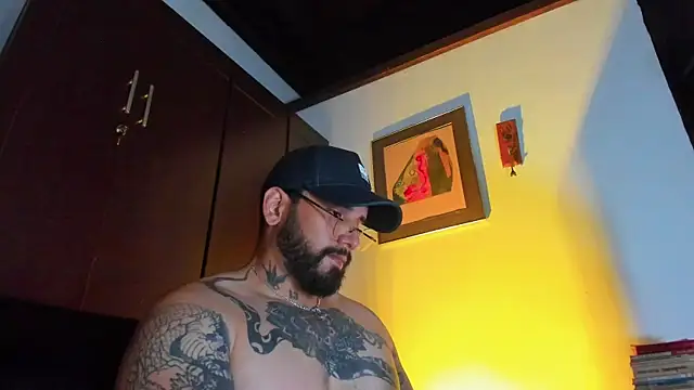 CamiloGray  online show from 06/04/26, 01:49