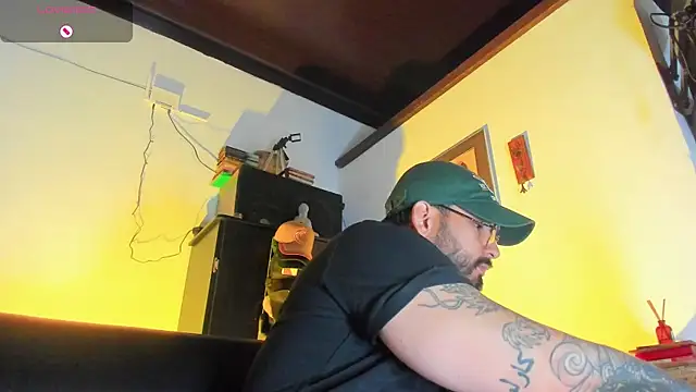 CamiloGray  online show from 11/09/25, 01:26