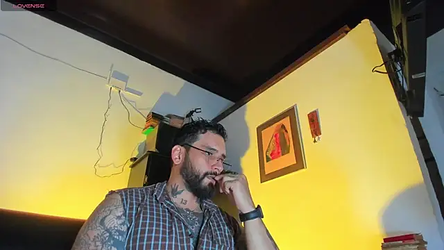CamiloGray  online show from 09/30/25, 02:23