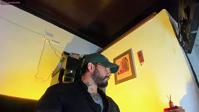 CamiloGray  online show from 12/03/25, 02:16