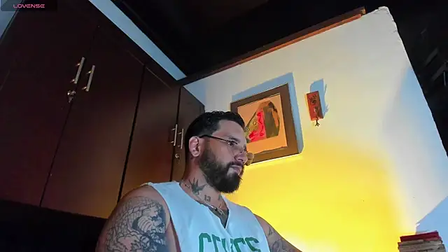 CamiloGray  online show from 05/12/26, 01:50