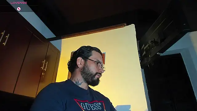 CamiloGray  online show from 03/04/26, 02:25