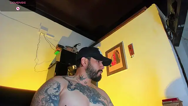 CamiloGray  online show from 10/26/25, 03:45