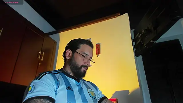 CamiloGray  online show from 02/19/26, 02:47