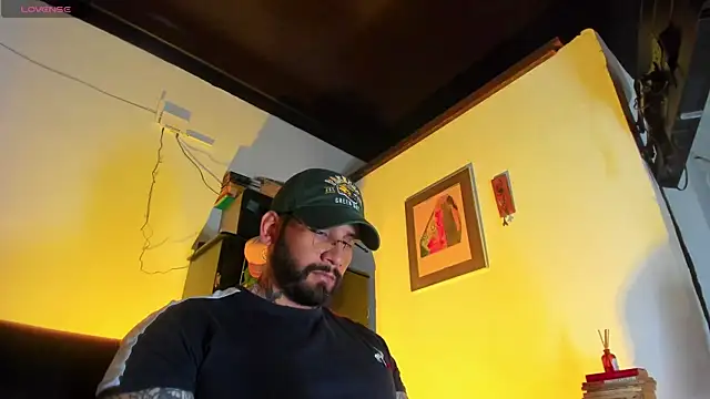 CamiloGray  online show from 11/20/25, 01:56