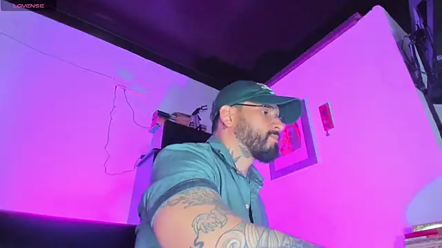 CamiloGray  online show from 09/22/25, 02:12