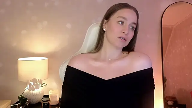 MilaFleur online show from 09/28/25, 02:24