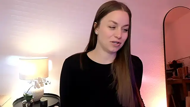 MilaFleur online show from 01/08/25, 08:27