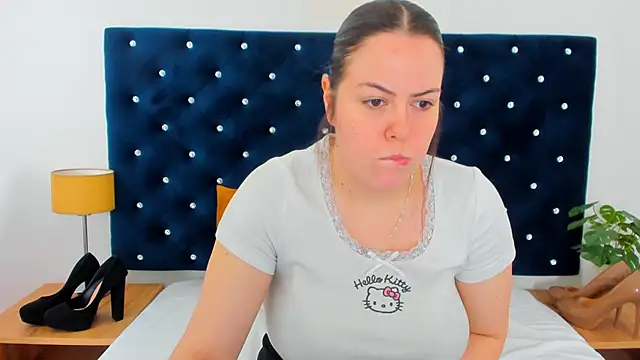 EvaLick online show from 02/03/26, 07:24