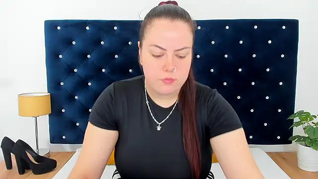 EvaLick online show from 10/27/25, 06:36