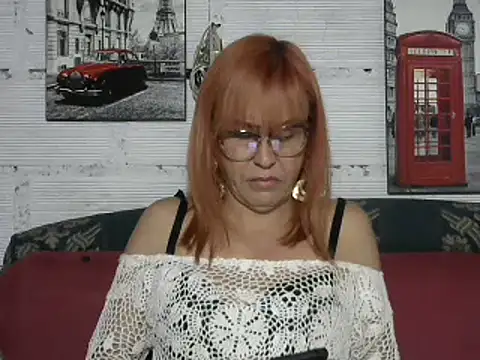 divahot08 online show from 02/22/25, 10:42