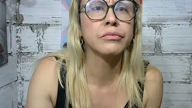 divahot08 online show from 01/15/26, 10:13