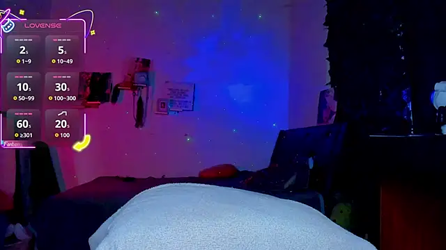 Snapshot of sweetvond_ chatting on 10/11/25, 11:06 sweetvond  online show from 10/11/25, 11:06