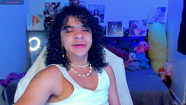 Snapshot of sweetvond_ chatting on 03/06/25, 08:37 sweetvond  online show from 03/06/25, 08:37